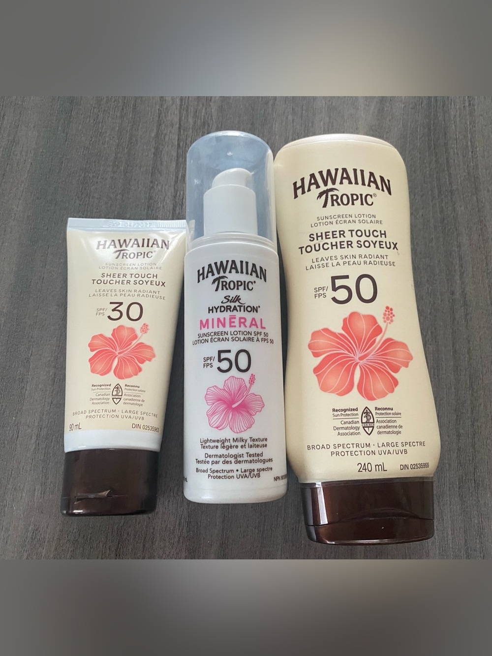 NEW HawaiianTropic Sheer Touch SPF 50 Sunscreen Lotion - Cream with Pink